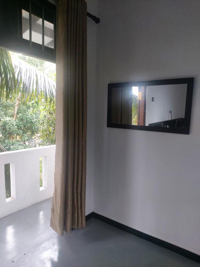 Anusha Apartment 15 Homestay Гале Екстериор снимка